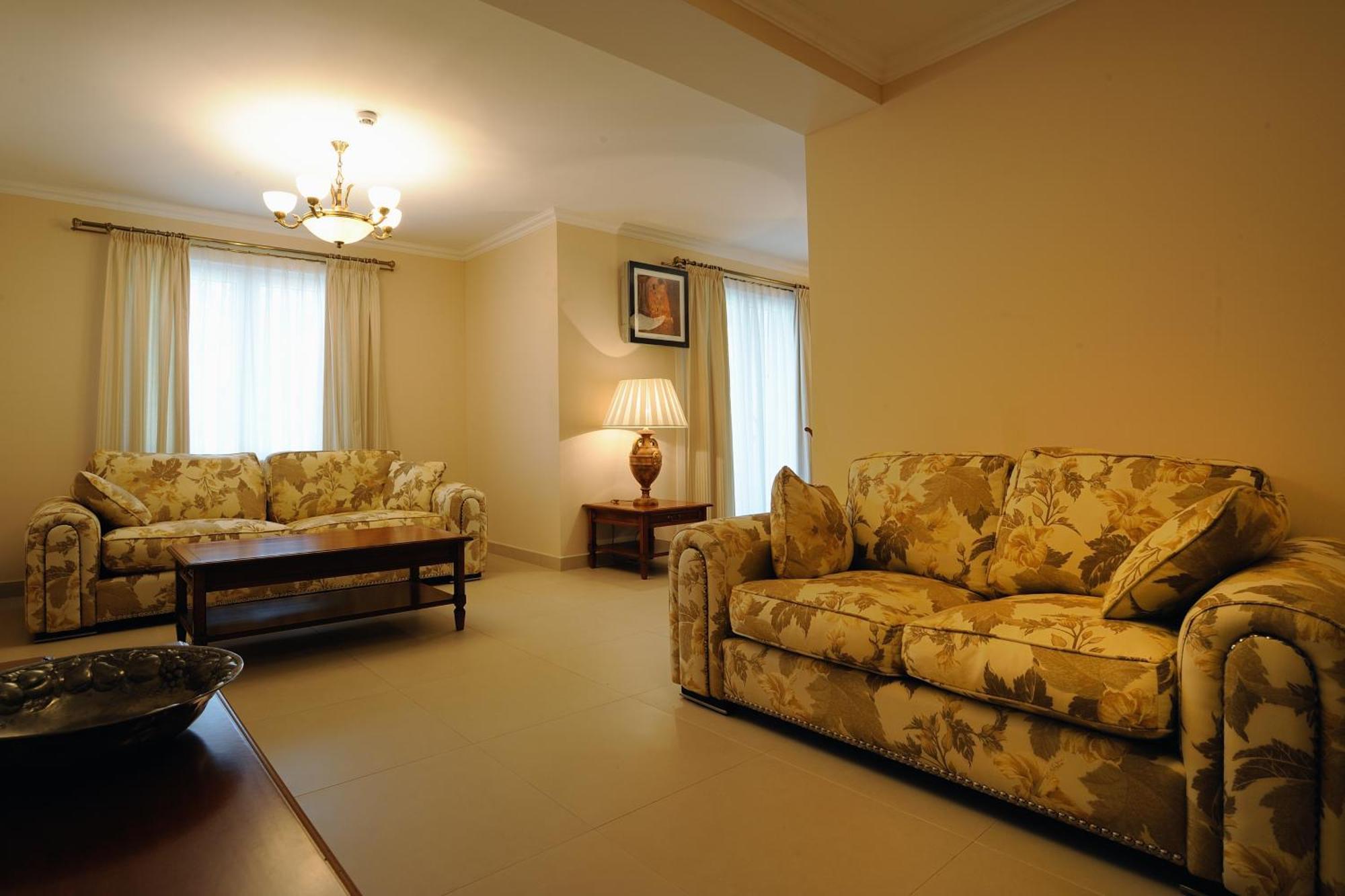 Hotel Solitudo Убли Экстерьер фото
