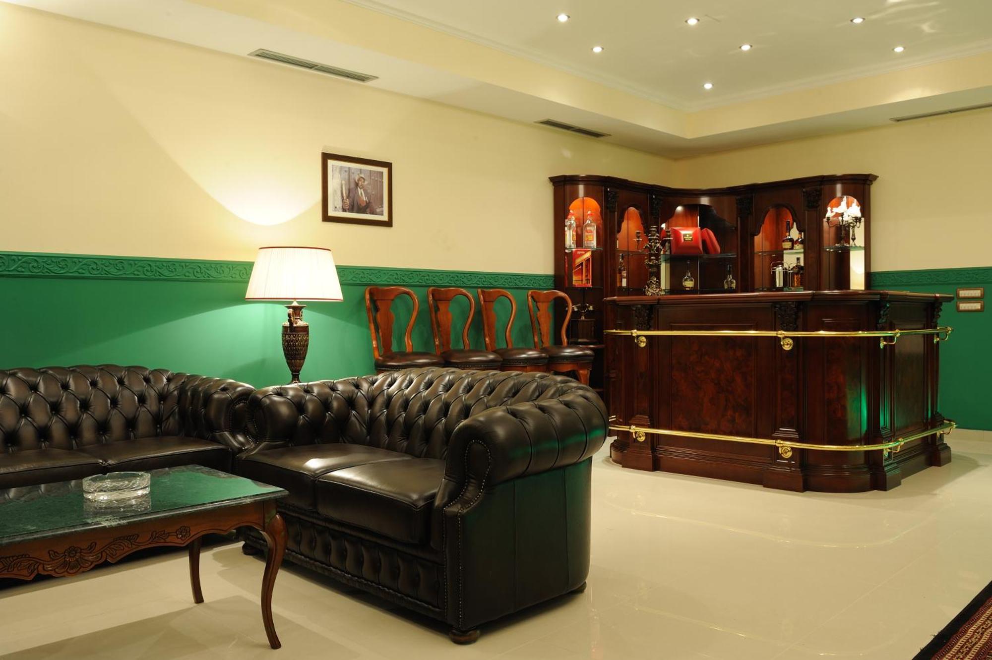 Hotel Solitudo Убли Экстерьер фото