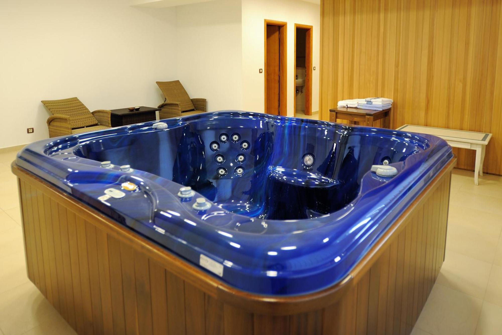 Hotel Solitudo Убли Экстерьер фото